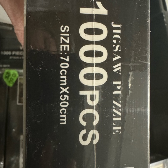 New sealed Starry Night Jigsaw puzzle  1000 piece great gift Van Gogh - Picture 3 of 3